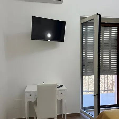 Alojamento de Acomodação e Pequeno-almoço Dente Di Leone
